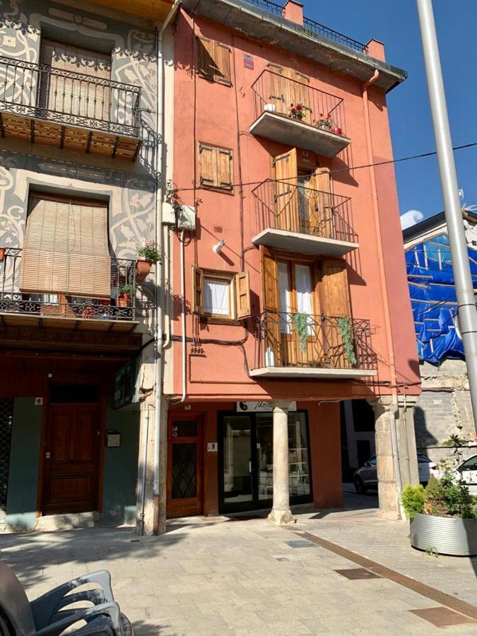 Apartamento Con Encanto Tipico Cereta Centro Puigcerdà Buitenkant foto