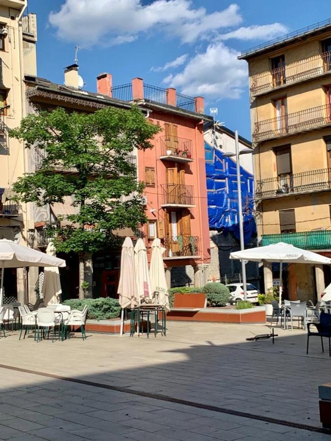 Apartamento Con Encanto Tipico Cereta Centro Puigcerdà Buitenkant foto